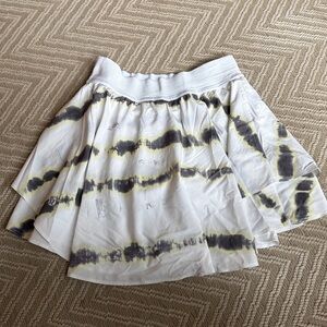 Lululemon size 4 court rival high rise skort